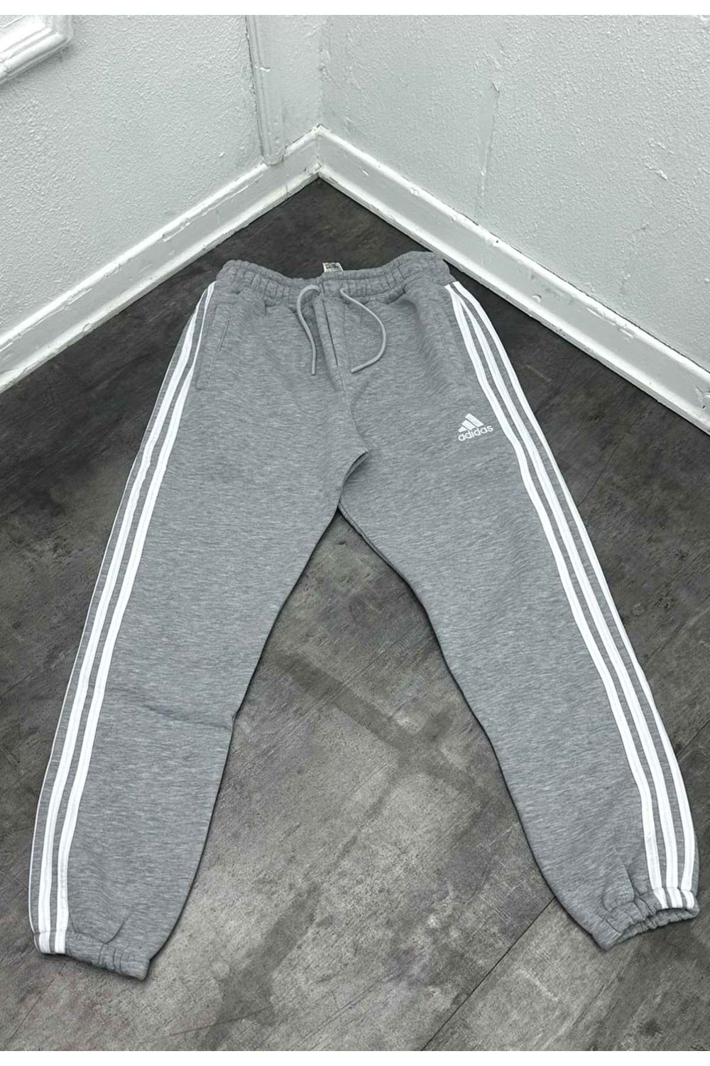 1011 ADİDAS PAÇA LASTİK EŞOFMAN - GRİ