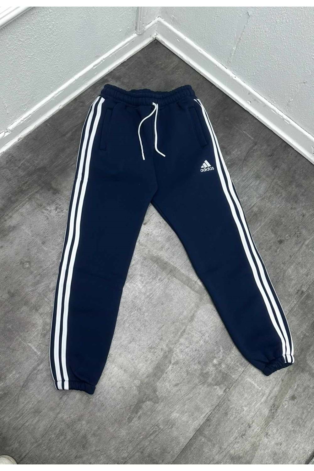 1011 ADİDAS PAÇA LASTİK EŞOFMAN - LACİVERT