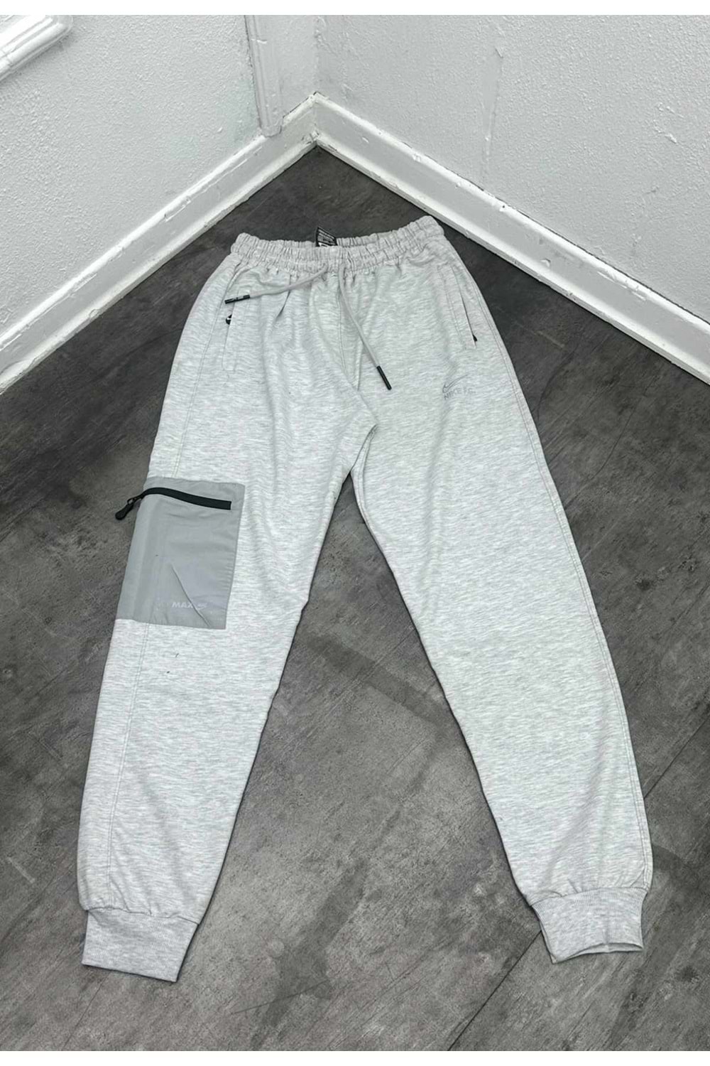 1020 NIKE EŞOFMAN - GRİ