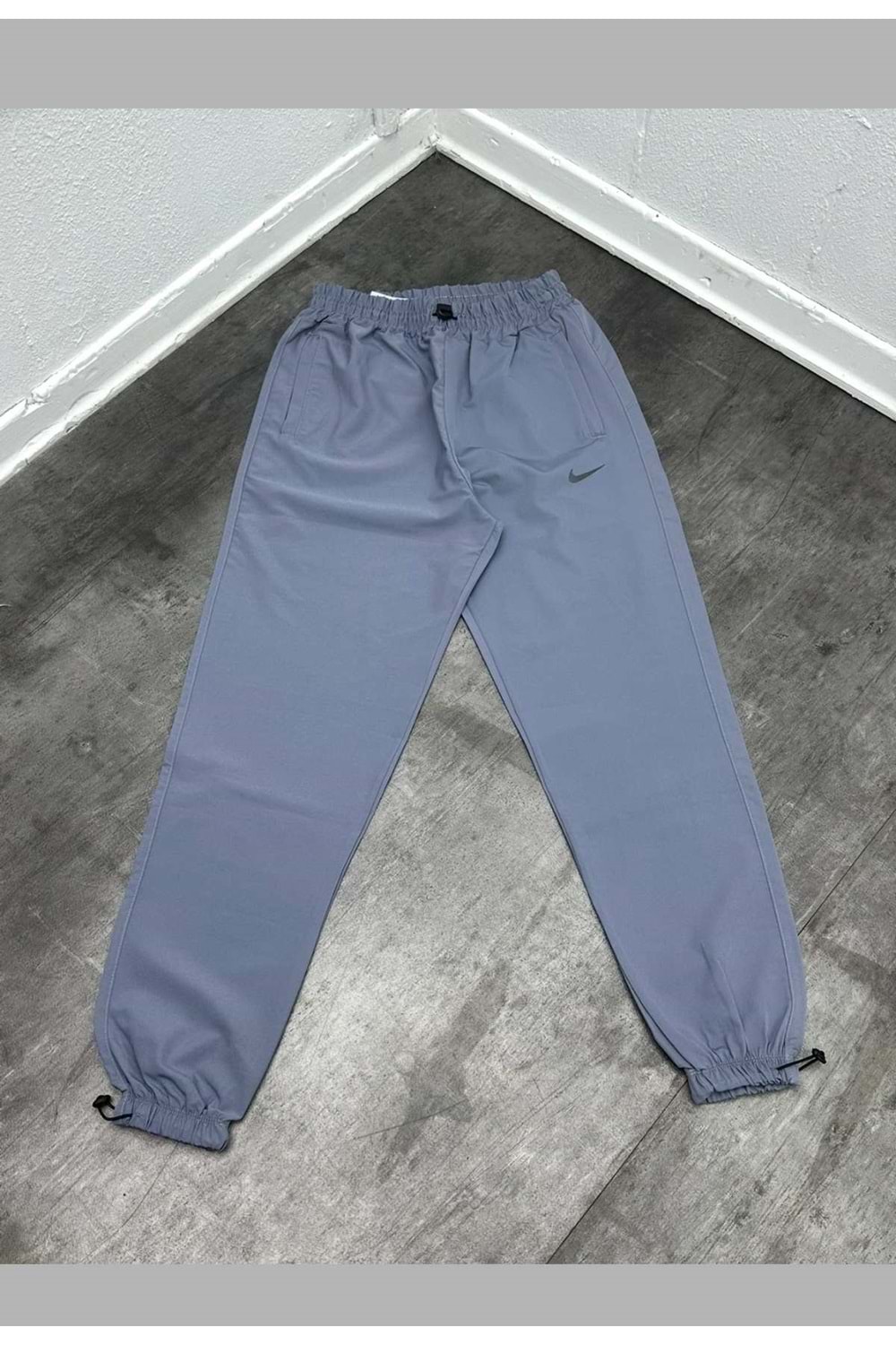 1023 NIKE PARAŞÜT EŞOFMAN - BOYALI GRİ