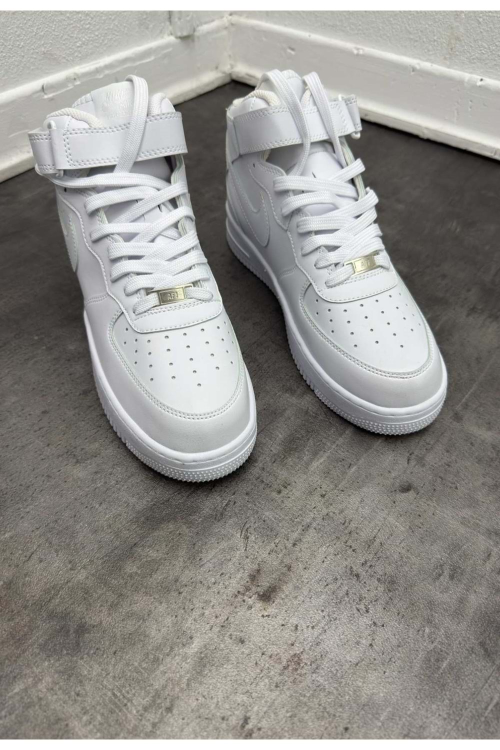 1035 NIKE AIR FORCE BILEKLI AYAKKABI - BEYAZ - 40