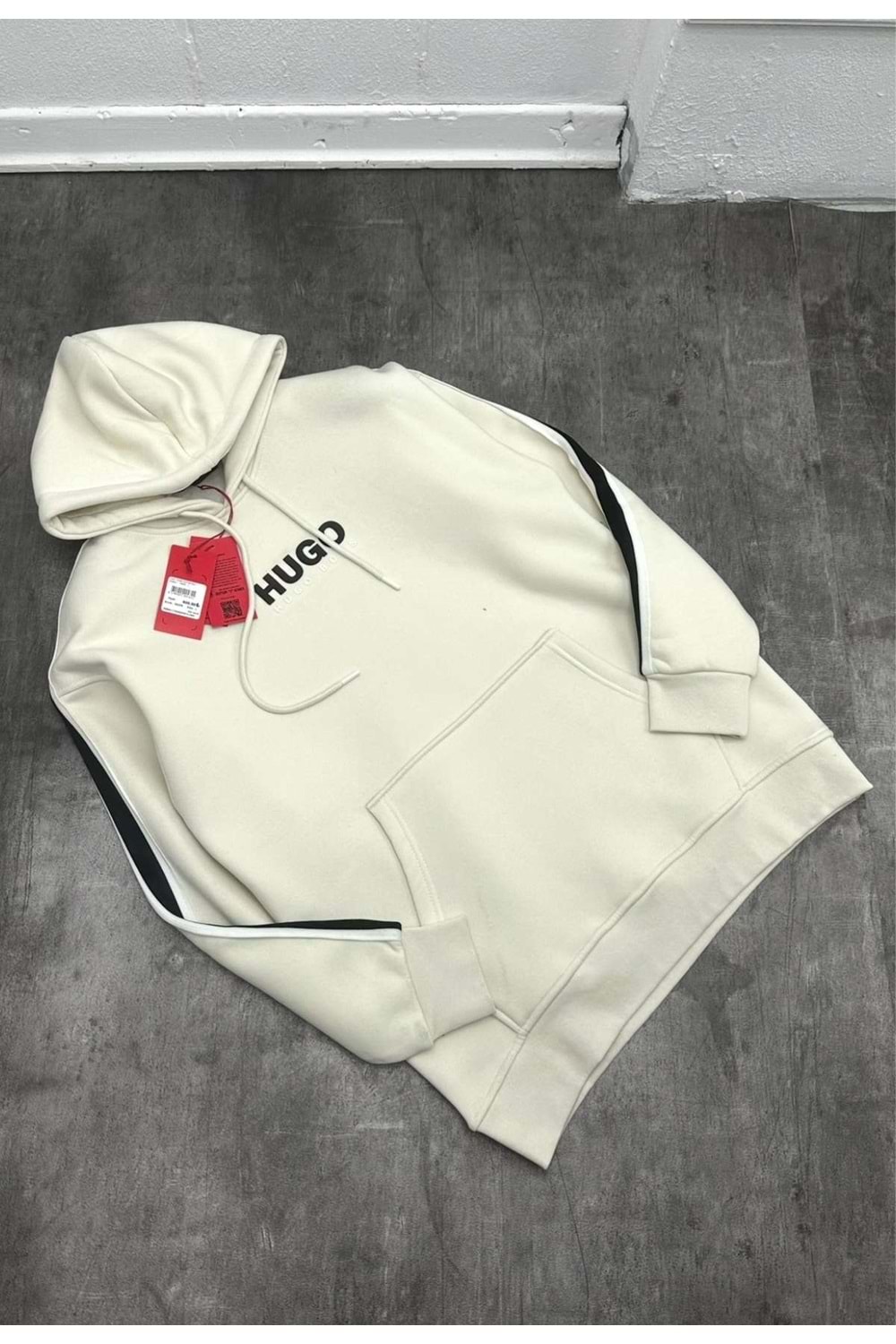 1001 HUGO KAPÜŞONLU SWEAT - KREM - M