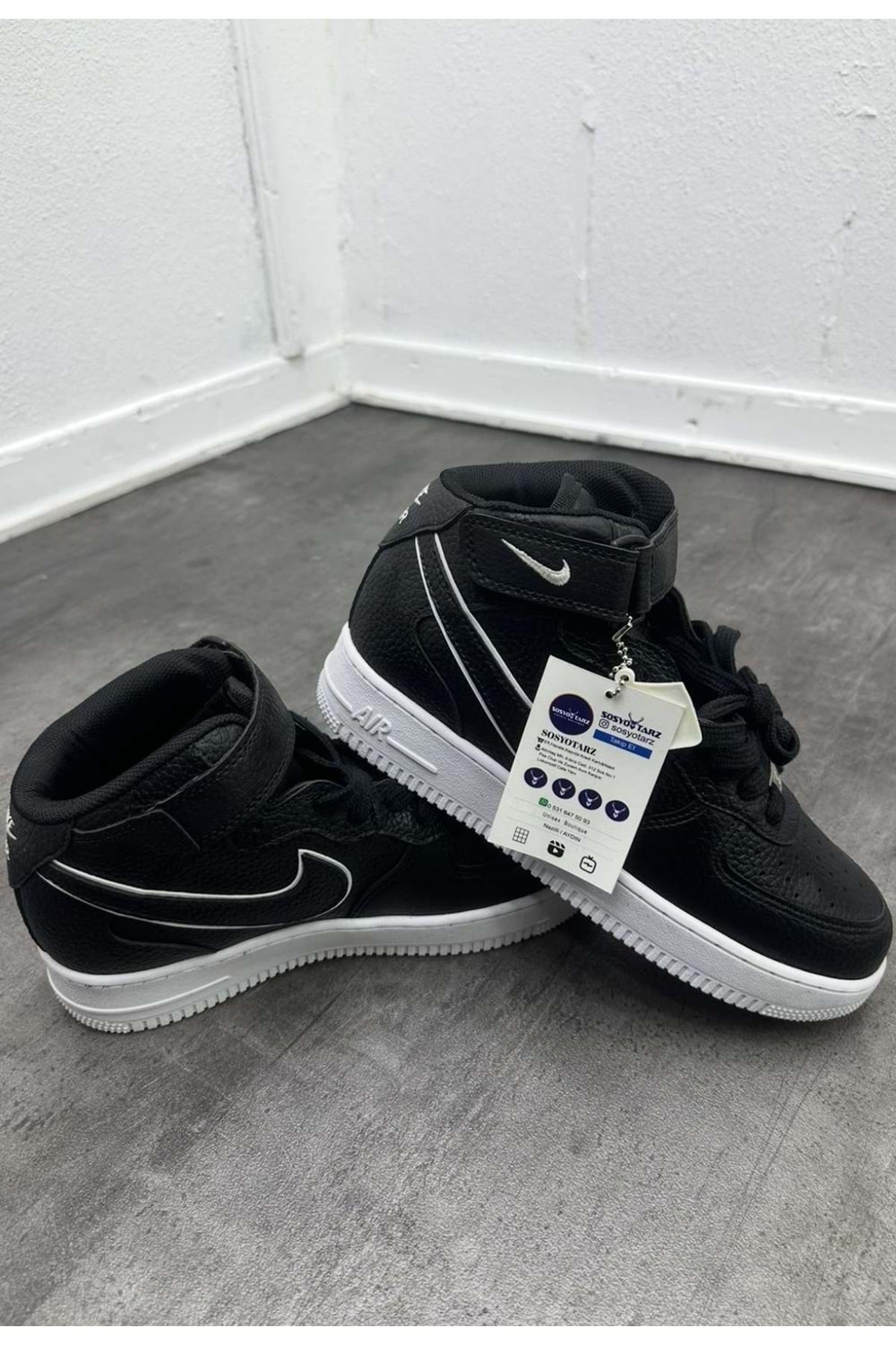 1035 NIKE AIR FORCE BILEKLI AYAKKABI - SİYAH-BEYAZ