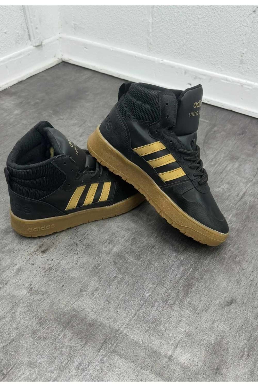 1019 ADIDAS ULTRA BOOST BILEKLI AYAKKABI - SIYAH-SARI - 41