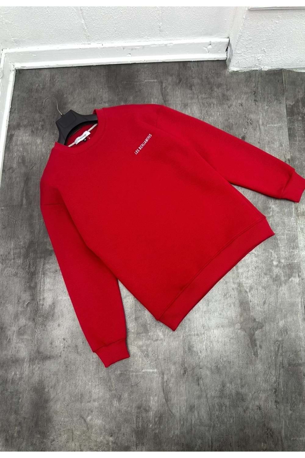 1001 LES BENJAMINS BISIKLET YAKA - KIRMIZI