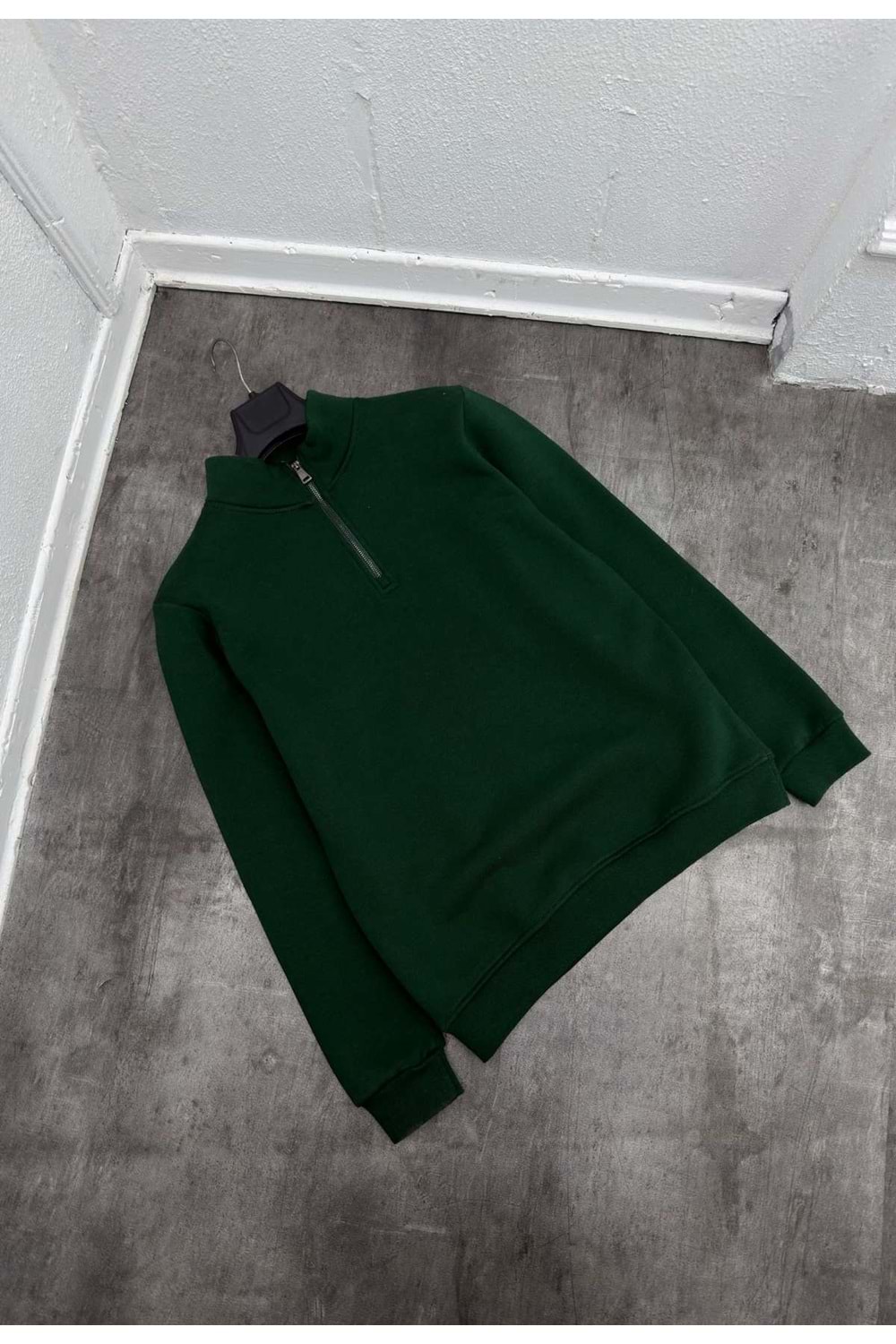 1009 BASIC NORMAL KALIP FERMUAR YAKA SWEAT - KOYU YEŞİL - L